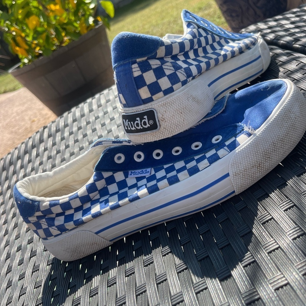 MUDD men’s slide on shoes